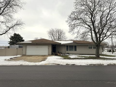 Tiny photo for 602 N Maple Street, Herscher, IL 60941 (MLS # 12527992)
