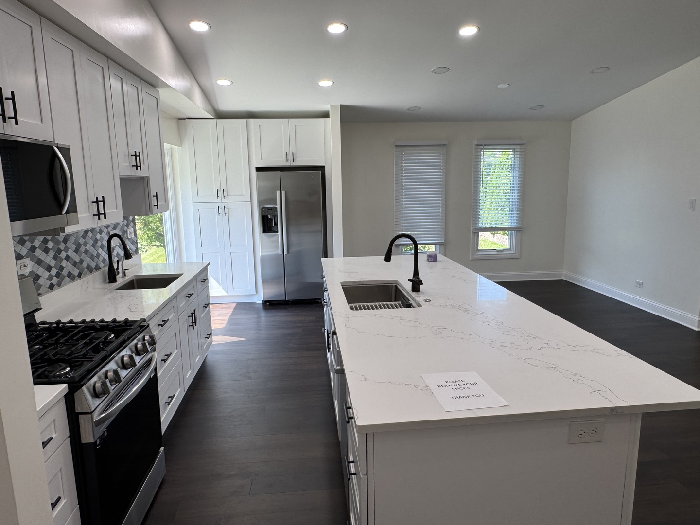 19W286 Governors Trail 0