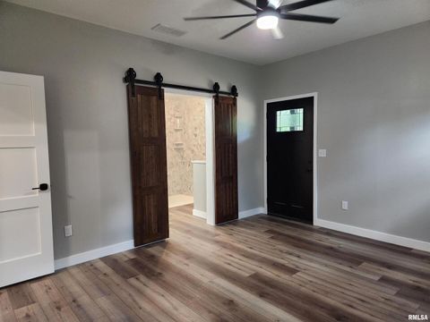 Tiny photo for 14063 N LINK Lane, Mt Vernon, IL 62864 (MLS # EB459293)