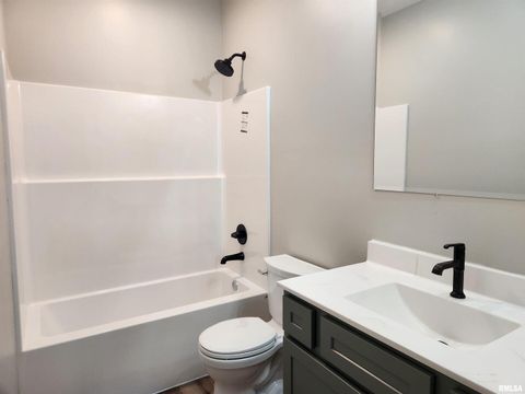 Tiny photo for 14063 N LINK Lane, Mt Vernon, IL 62864 (MLS # EB459293)