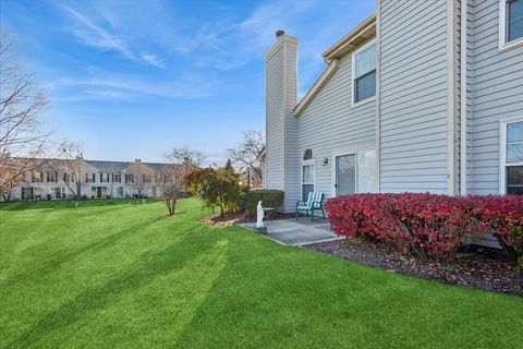 Tiny photo for 1445 Greens Court #1445, Glendale Heights, IL 60139 (MLS # 12512908)