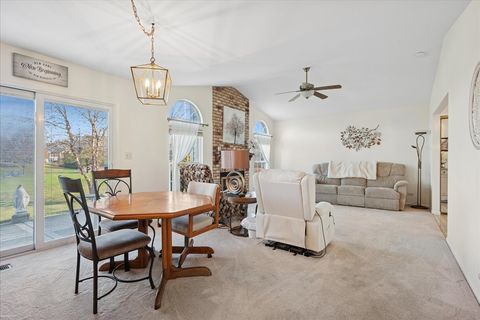 Tiny photo for 1445 Greens Court #1445, Glendale Heights, IL 60139 (MLS # 12512908)