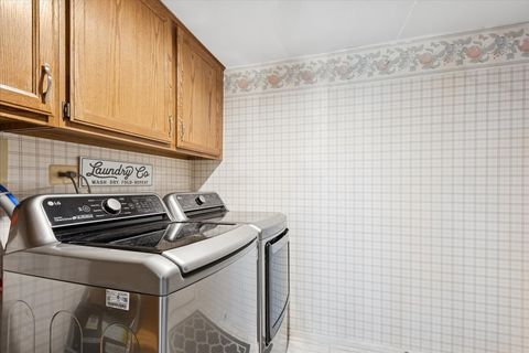 Tiny photo for 1445 Greens Court #1445, Glendale Heights, IL 60139 (MLS # 12512908)