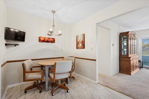 Tiny photo for 1445 Greens Court #1445, Glendale Heights, IL 60139 (MLS # 12512908)