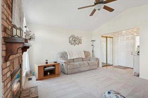 Tiny photo for 1445 Greens Court #1445, Glendale Heights, IL 60139 (MLS # 12512908)