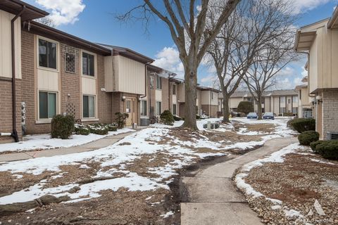 Tiny photo for 15713 orlan brook Drive #100, Orland Park, IL 60462 (MLS # 12604214)