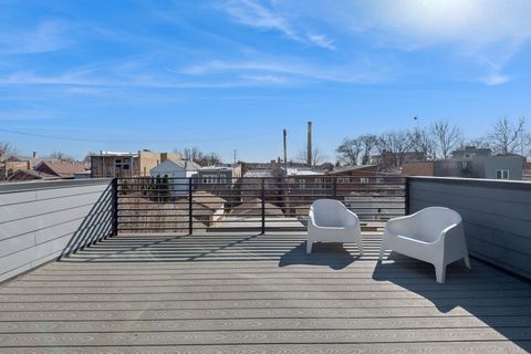 Tiny photo for 2629 W Superior Street, Chicago, IL 60612 (MLS # 12574514)