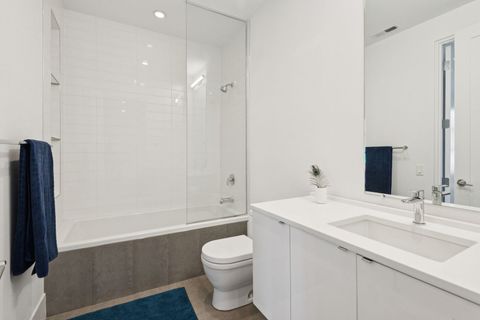 Tiny photo for 2629 W Superior Street, Chicago, IL 60612 (MLS # 12574514)