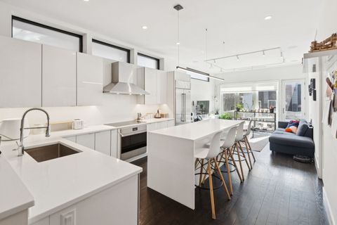 Tiny photo for 2629 W Superior Street, Chicago, IL 60612 (MLS # 12574514)