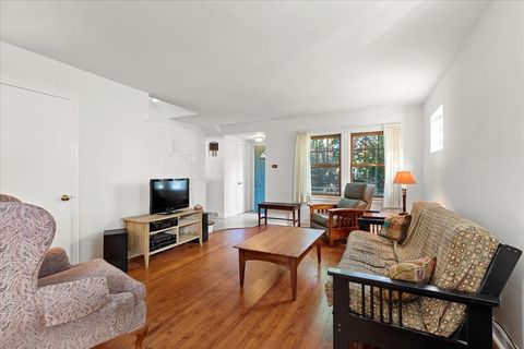 Tiny photo for 1916 N Rutherford Avenue, Chicago, IL 60707 (MLS # 12472909)