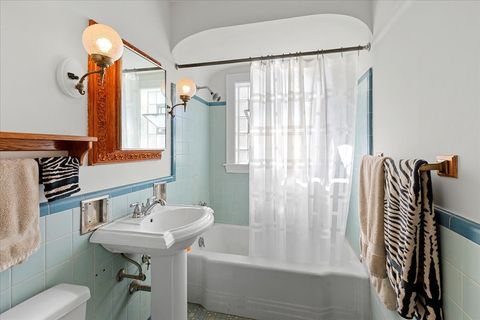 Tiny photo for 1916 N Rutherford Avenue, Chicago, IL 60707 (MLS # 12472909)