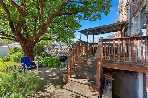 Tiny photo for 1916 N Rutherford Avenue, Chicago, IL 60707 (MLS # 12472909)