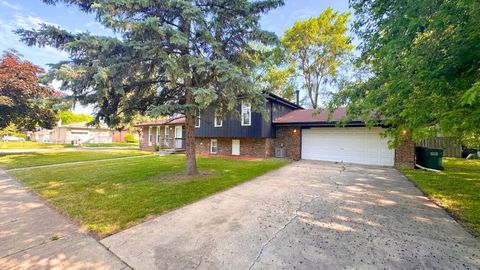 Tiny photo for 15755 Madison Avenue, Dolton, IL 60419 (MLS # 12503715)