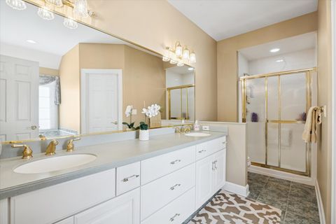 Tiny photo for 24735 W Manor Drive, Shorewood, IL 60404 (MLS # 12577364)