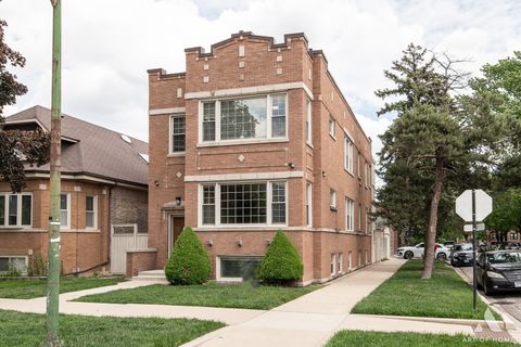 3301 N KILBOURN Avenue Chicago IL 60641