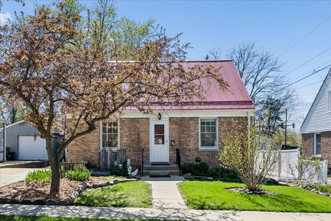 Photo of 821 N 5th Street, DeKalb, IL 60115 (MLS # 12622891)