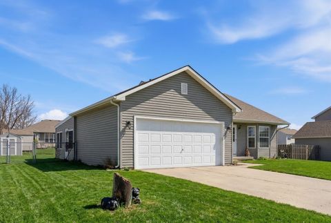 Tiny photo for 3708 Pebble Creek, McHenry, IL 60050 (MLS # 12596701)