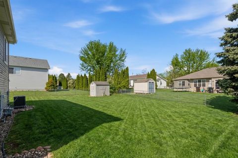 Tiny photo for 3708 Pebble Creek, McHenry, IL 60050 (MLS # 12596701)