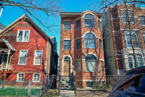 3713 N Janssen Avenue 2 Chicago IL 60613