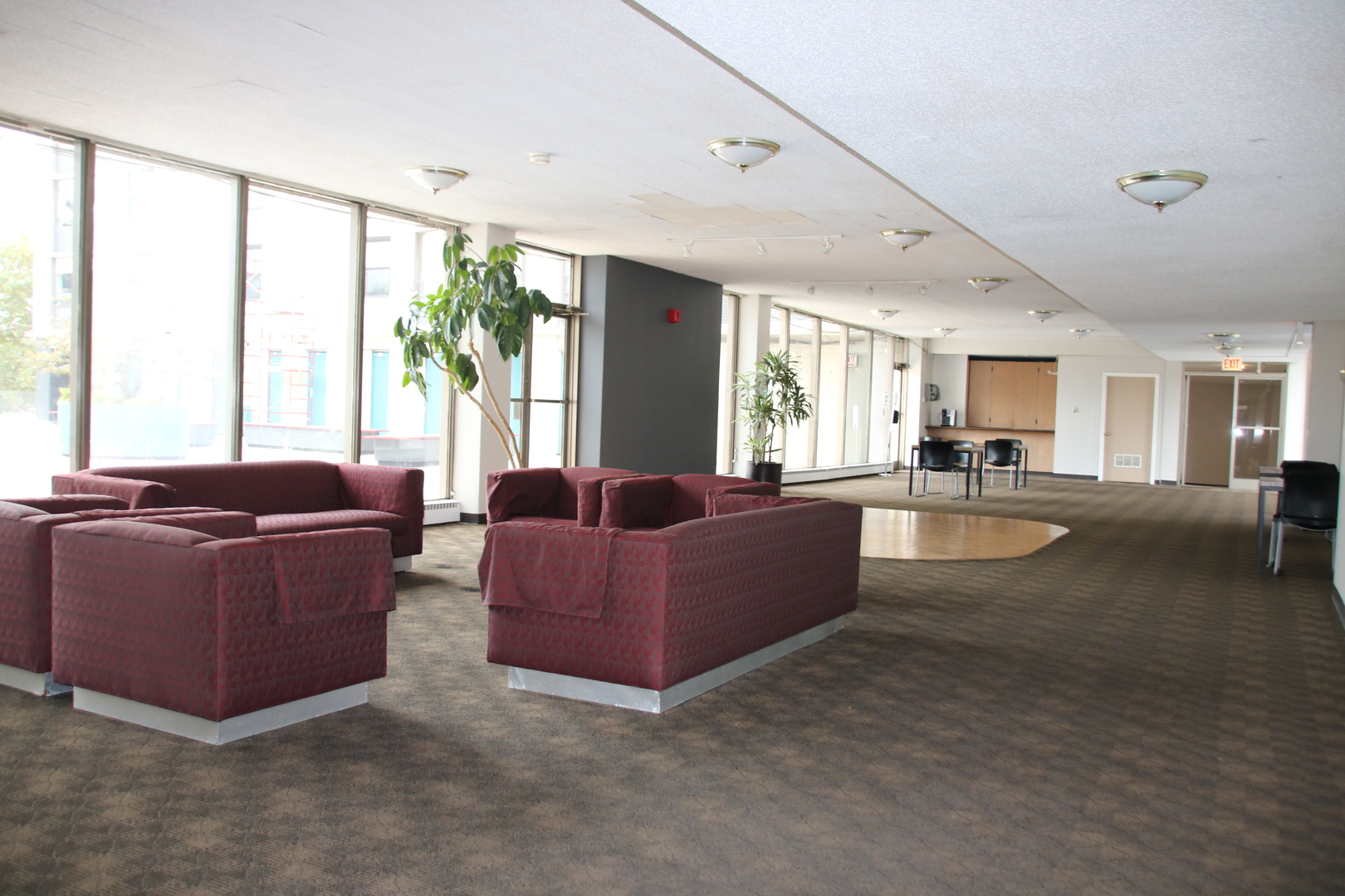 5701 N Sheridan Road 14E