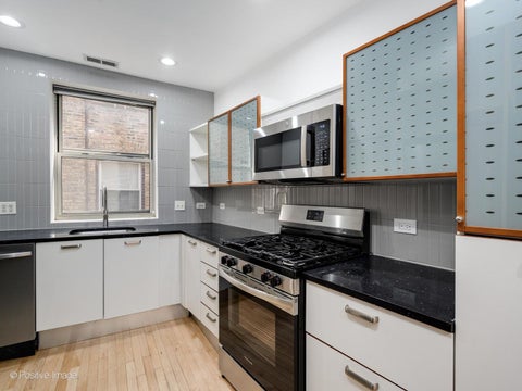 Tiny photo for 136 Clyde Avenue #2S, Evanston, IL 60202 (MLS # 12732793)