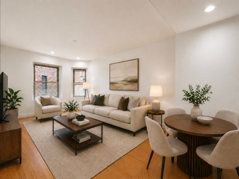 Tiny photo for 136 Clyde Avenue #2S, Evanston, IL 60202 (MLS # 12732793)