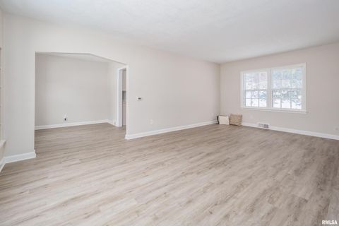 Tiny photo for 1310 KIRKWOOD Boulevard, Davenport, IA 52803 (MLS # QC4269815)