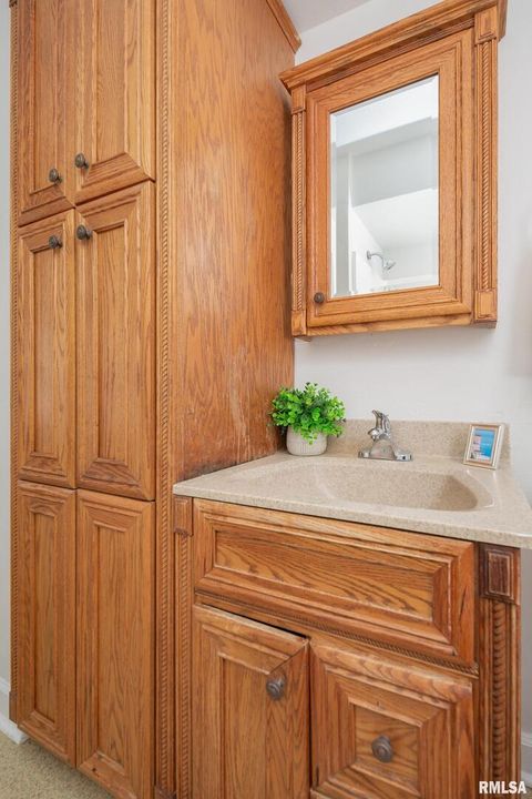 Tiny photo for 1310 KIRKWOOD Boulevard, Davenport, IA 52803 (MLS # QC4269815)