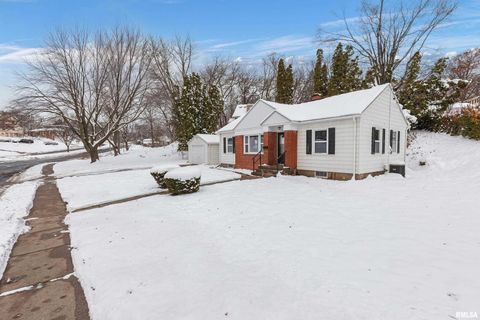 Tiny photo for 1310 KIRKWOOD Boulevard, Davenport, IA 52803 (MLS # QC4269815)