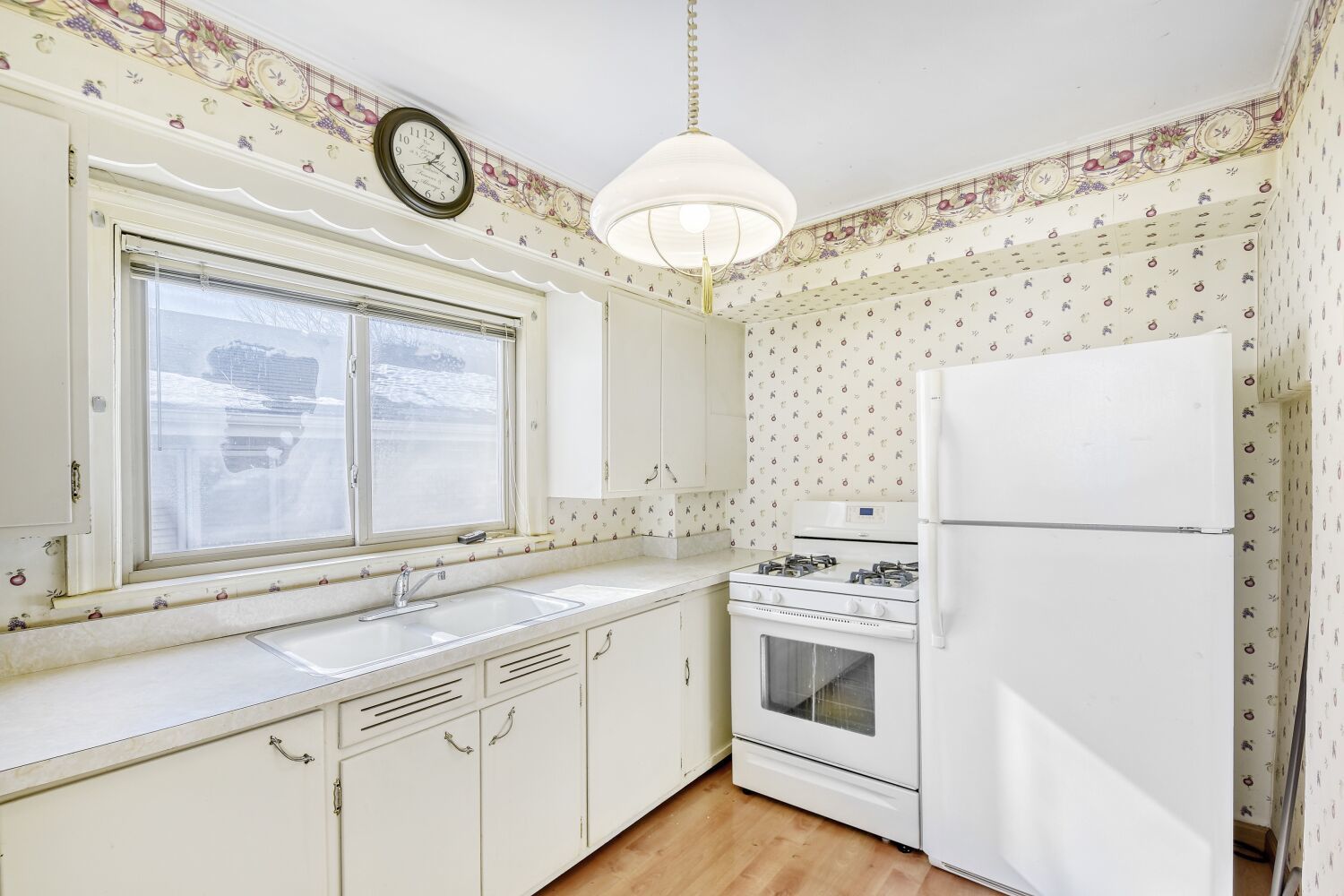 10611 S Spaulding Avenue