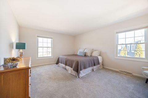 Tiny photo for 1125 W Skylark Drive, Palatine, IL 60067 (MLS # 12576360)