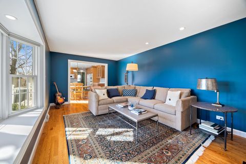 Tiny photo for 1125 W Skylark Drive, Palatine, IL 60067 (MLS # 12576360)