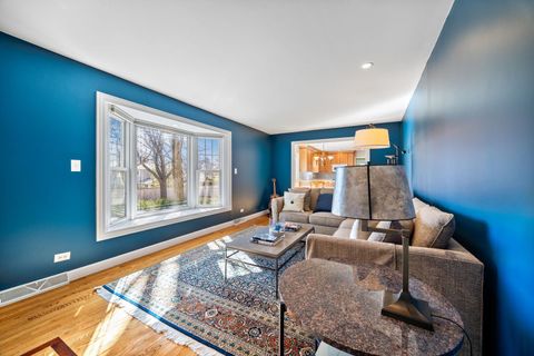 Tiny photo for 1125 W Skylark Drive, Palatine, IL 60067 (MLS # 12576360)