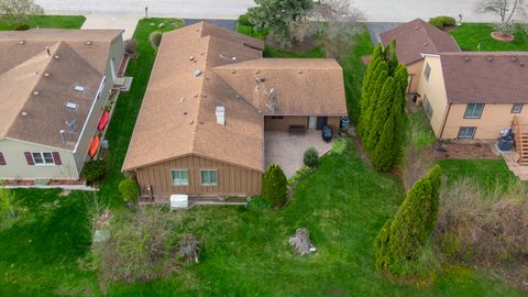 Tiny photo for 39895 N Crabapple Drive, Antioch, IL 60002 (MLS # 12623354)