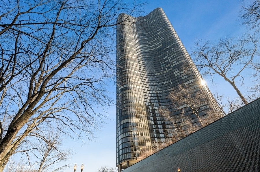 505 N Lake Shore Drive 4112