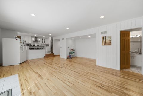 Tiny photo for 346 BUTTERNUT Drive, Wood Dale, IL 60191 (MLS # 12688875)
