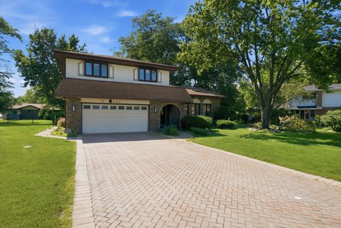 Tiny photo for 346 BUTTERNUT Drive, Wood Dale, IL 60191 (MLS # 12688875)