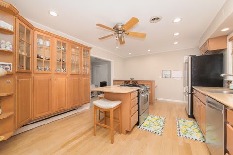 Tiny photo for 475 Amherst Avenue, Des Plaines, IL 60016 (MLS # 12566780)