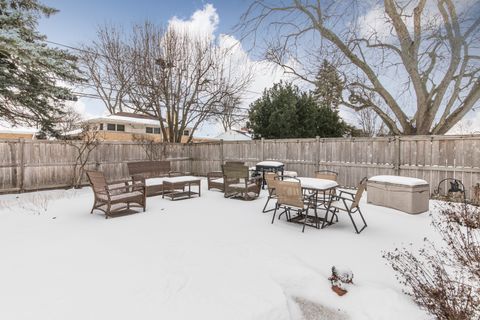 Tiny photo for 475 Amherst Avenue, Des Plaines, IL 60016 (MLS # 12566780)