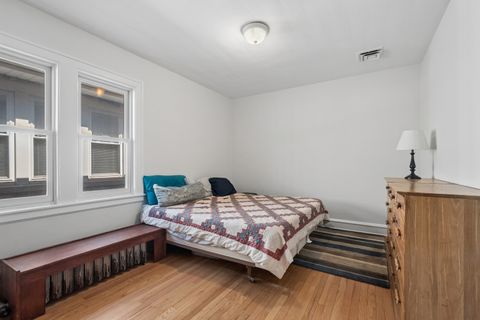 Tiny photo for 7446 N Rockwell Street, Chicago, IL 60645 (MLS # 12610931)