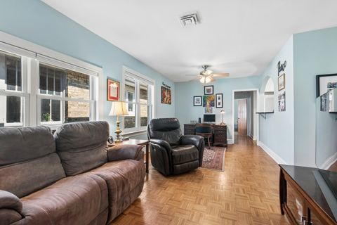 Tiny photo for 7446 N Rockwell Street, Chicago, IL 60645 (MLS # 12610931)
