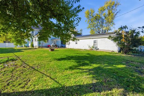 Tiny photo for 208 N Jackson Street, Flanagan, IL 61740 (MLS # 12434949)