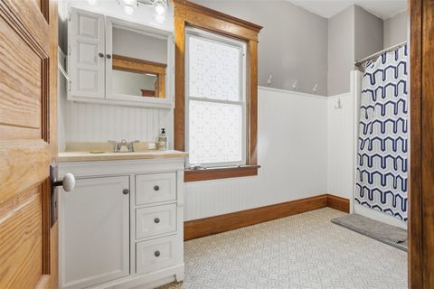 Tiny photo for 208 N Jackson Street, Flanagan, IL 61740 (MLS # 12434949)