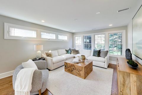 Tiny photo for 4036 Linden Avenue, Western Springs, IL 60558 (MLS # 12617197)