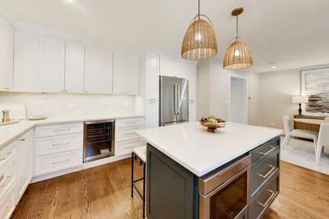 Tiny photo for 4036 Linden Avenue, Western Springs, IL 60558 (MLS # 12617197)