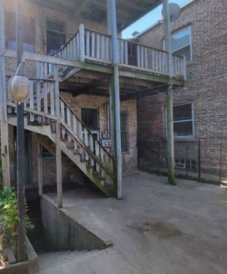 1022 W 79th Street