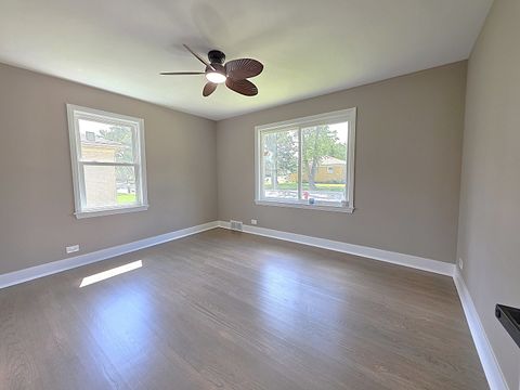 Tiny photo for 1847 Boeger Avenue, Westchester, IL 60154 (MLS # 12494568)