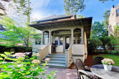 Tiny photo for 419 Greenwood Street, Evanston, IL 60201 (MLS # 12758284)