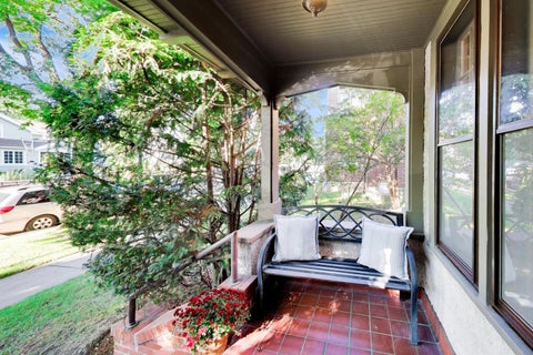 Tiny photo for 419 Greenwood Street, Evanston, IL 60201 (MLS # 12758284)