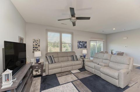 Tiny photo for 126 Kingsport Drive, South Elgin, IL 60177 (MLS # 12583102)